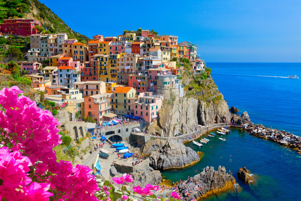 Escape the Crowds:Why May and June Are Ideal for a Peaceful Yacht Charter