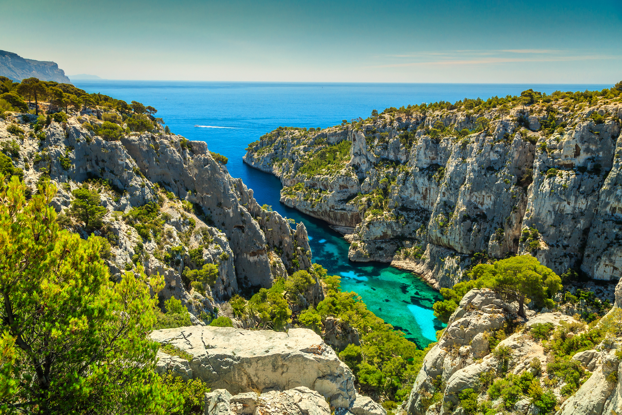 Cassis boat charter