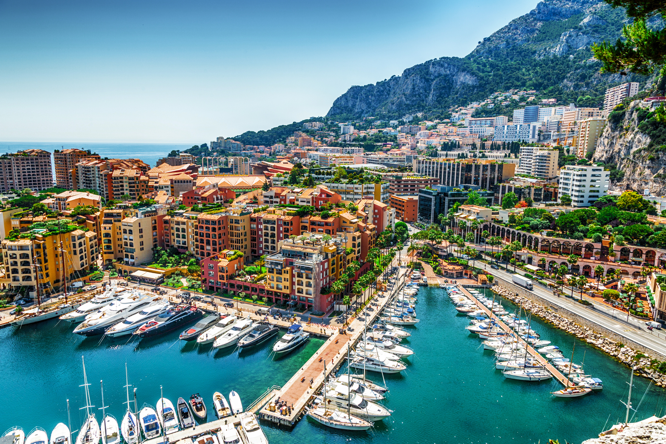 Day charter yachts in monaco