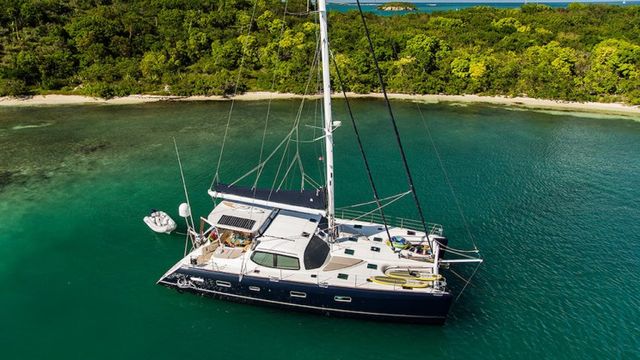 catamaran charter in antigua