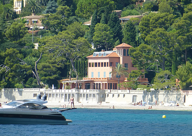 Celebrity Villas on the French Rivera