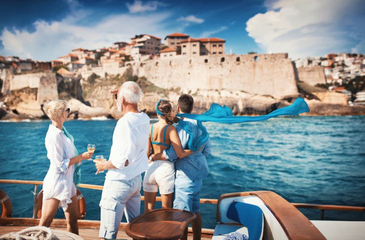 Coronavirus and chartering a yacht - the safest vacation