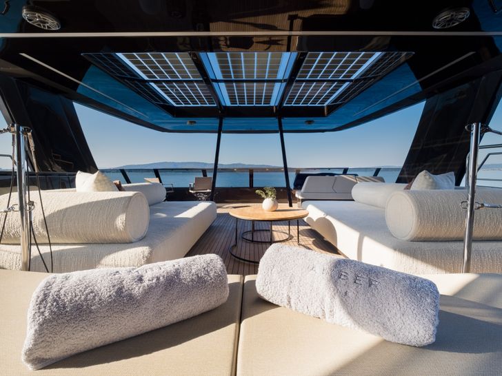 AMBER ONE Sunreef Fly 2 AMBER ONE Sunreef Fly 2