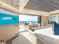AMORE Numarine 37 XP - master cabin sky deck TV AMORE Numarine 37 XP - master cabin sky deck TV