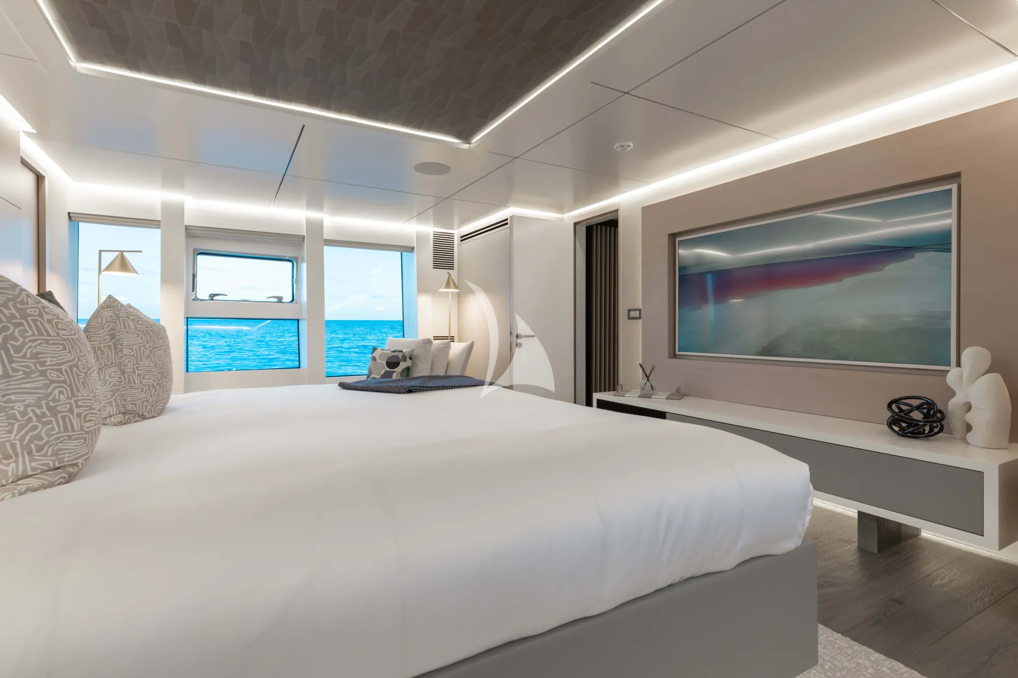 Charter Yacht AMORE - Numarine 37 XP - 6 Cabins - Nassau - Exumas - Bahamas