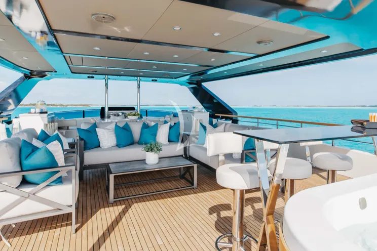 Charter Yacht AMORE - Numarine 37 XP - 6 Cabins - Nassau - Exumas - Bahamas