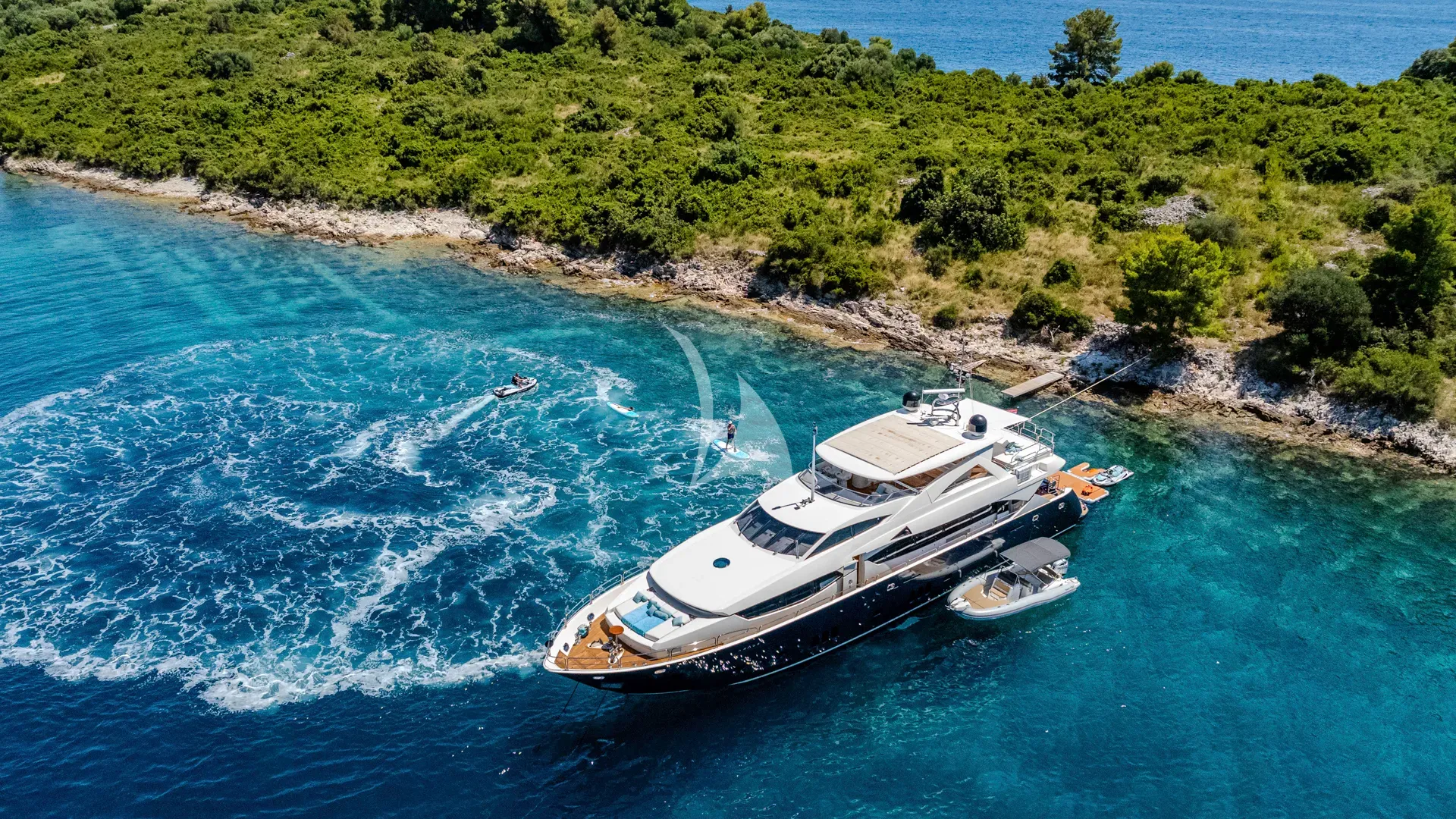 Charter Yacht ARAGO - Sunseeker 34m - 5 Cabins - Trogir - Split - Dubrovnik - Hvar - Croatia - Kotor - Montenegro