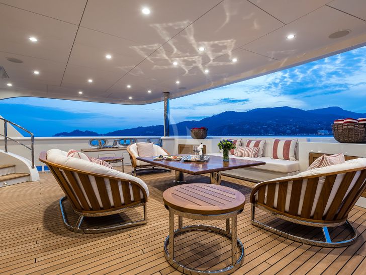 AUDACES - Sunrise Yacht 147,aft lounge AUDACES - Sunrise Yacht 147,aft lounge