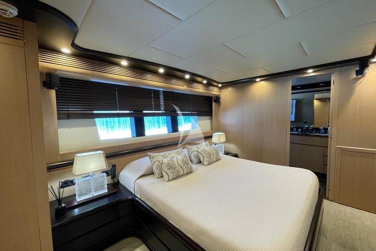 Charter Yacht DOLCE VITA IV - Astondoa 102 GLX - 5 Cabins - Ibiza - Formentera - Mallorca - Balearics - Spain