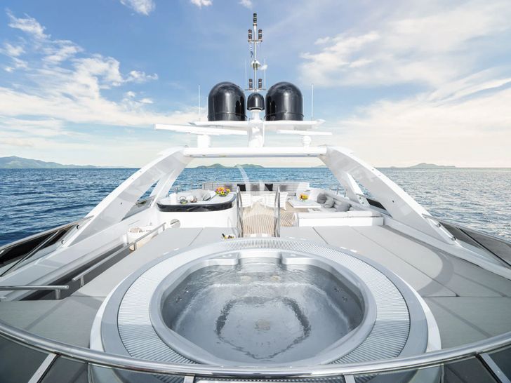 BLISS Heesen 44m - sun deck BLISS Heesen 44m - sun deck