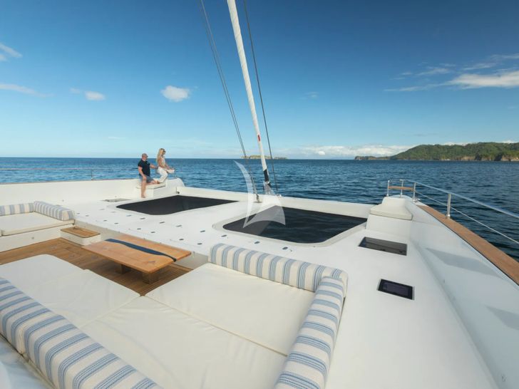 BUNDALONG Sunreef 80 Foredeck BUNDALONG Sunreef 80 Foredeck
