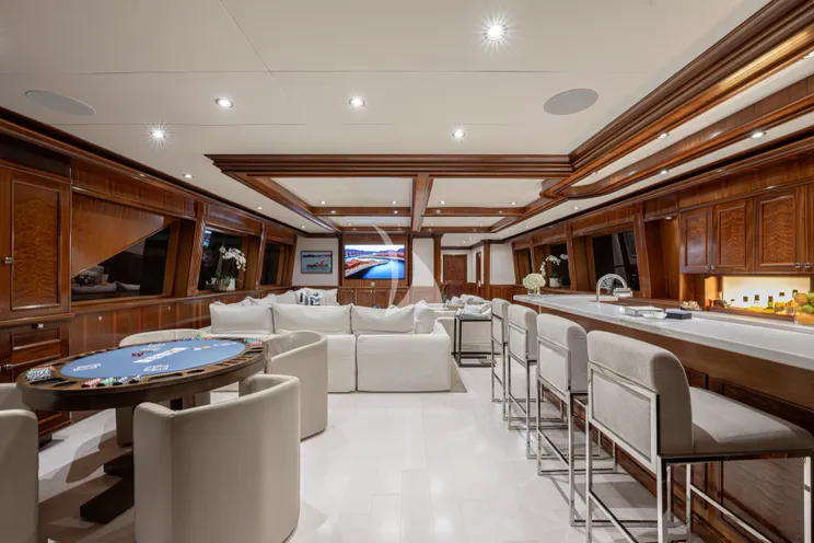 Charter Yacht FAR FROM IT - Richmond 142 - 5 Cabins - Nassau - Exumas - Eleuthera - Paradise Island - Bahamas