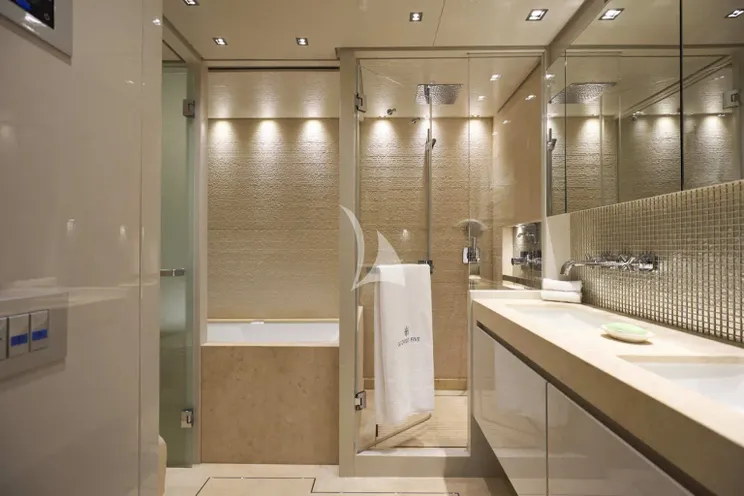 Charter Yacht DE ZEUS - Sanlorenzo SL96 - 5 Cabins - Athens - Mykonos - Paros - Cyclades - Greece