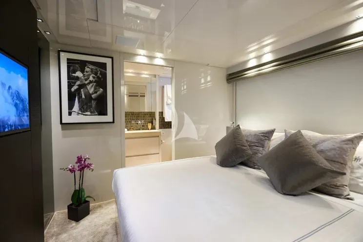 Charter Yacht DE ZEUS - Sanlorenzo SL96 - 5 Cabins - Athens - Mykonos - Paros - Cyclades - Greece