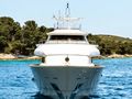 IMAGINE Ferretti Custom Line Navetta 30 - anchored bow view IMAGINE Ferretti Custom Line Navetta 30 - anchored bow view