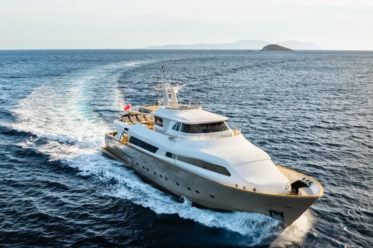 Charter Yacht IMAGINE - Ferretti Custom Line Navetta 30 - 5 Cabins - Zadar - Split - Dubrovnik - Hvar - Croatia