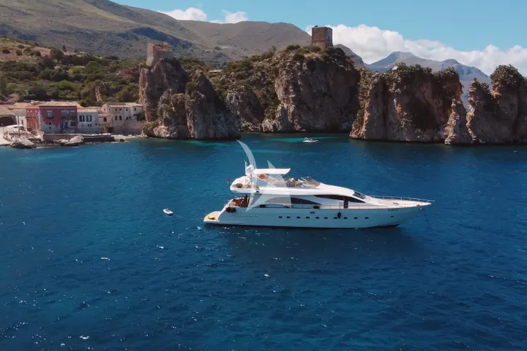 Charter Yacht JAUNI - Amer 86 - 4 Cabins - Capri - Naples - Sorrento - Amalfi Coast - Sicily - Aeolian Islands