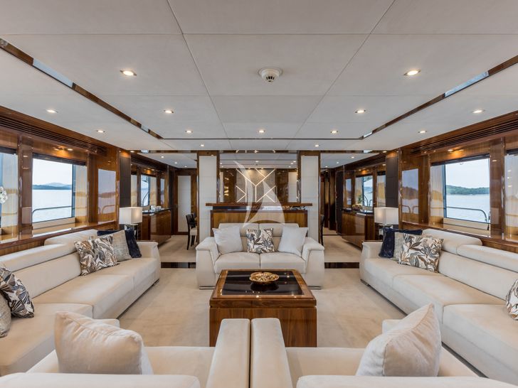 KATARIINA 37m Sunseeker Salon KATARIINA 37m Sunseeker Salon