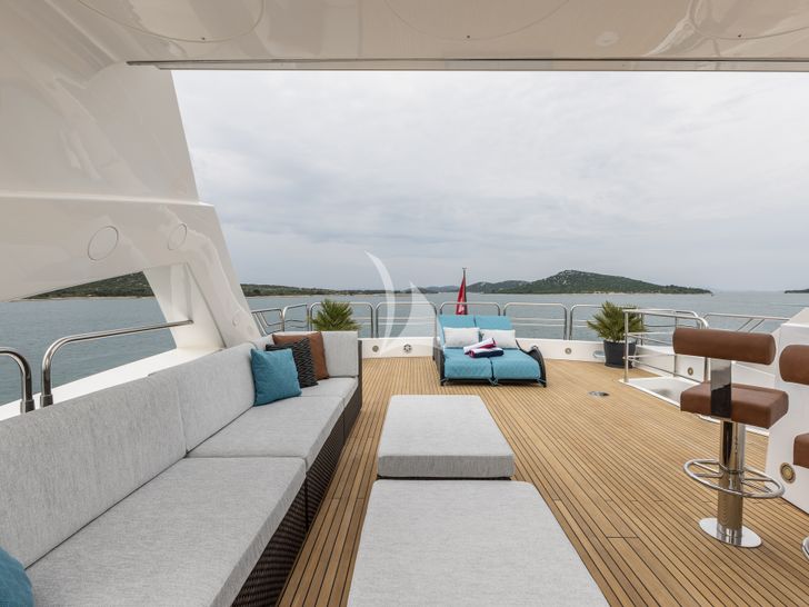 KATARIINA 37m Sunseeker Sun Deck Aft KATARIINA 37m Sunseeker Sun Deck Aft