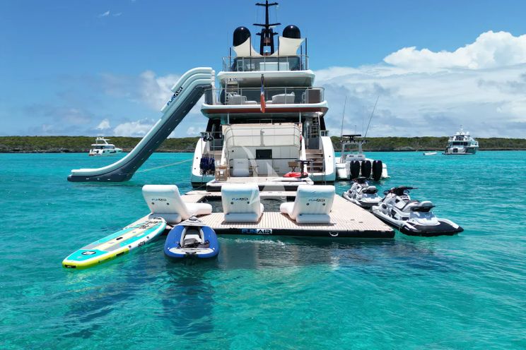 Charter Yacht KOJU - Benetti Motopanfilo 37m - 5 Cabins - Nassau - Exumas - Bahamas