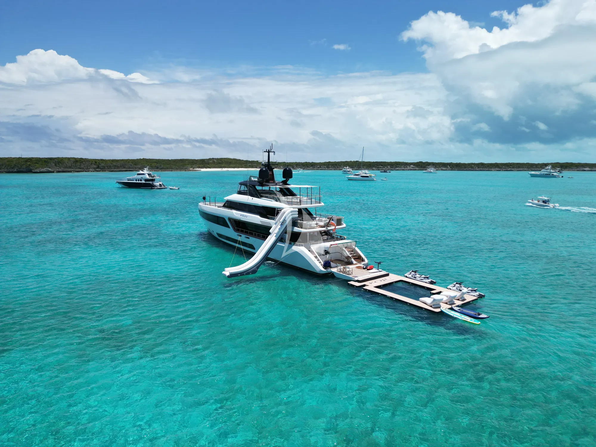 Charter Yacht KOJU - Benetti Motopanfilo 37m - 5 Cabins - Nassau - Exumas - Bahamas