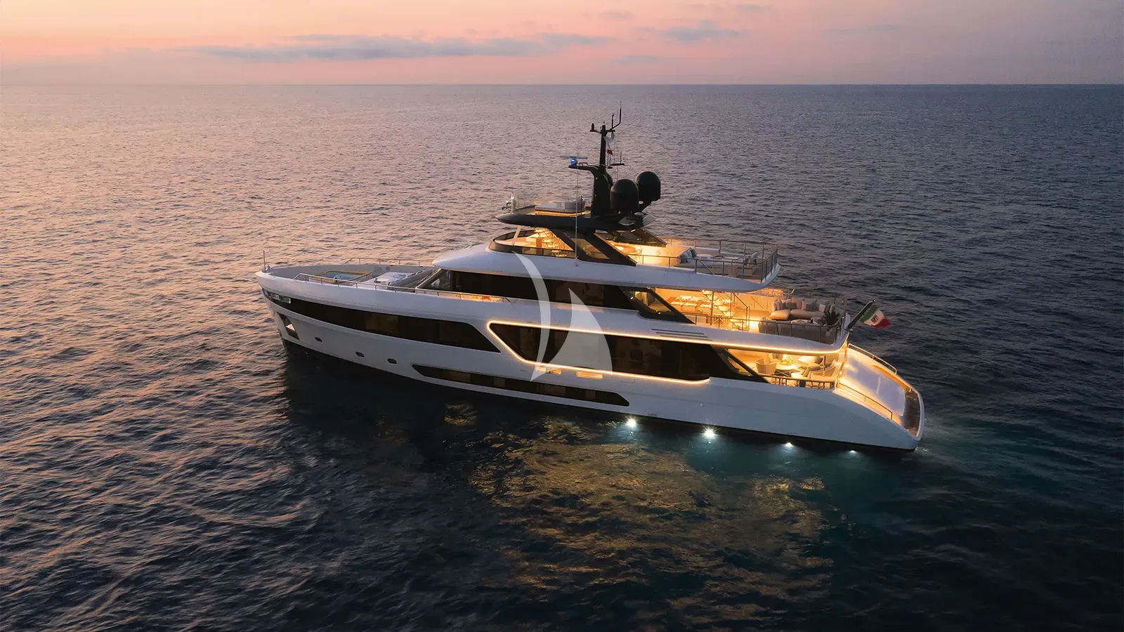 Charter Yacht KOJU - Benetti Motopanfilo 37m - 5 Cabins - Nassau - Exumas - Bahamas