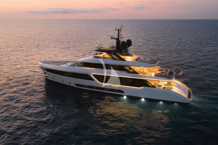 Charter Yacht KOJU - Benetti Motopanfilo 37m - 5 Cabins - Nassau - Exumas - Bahamas