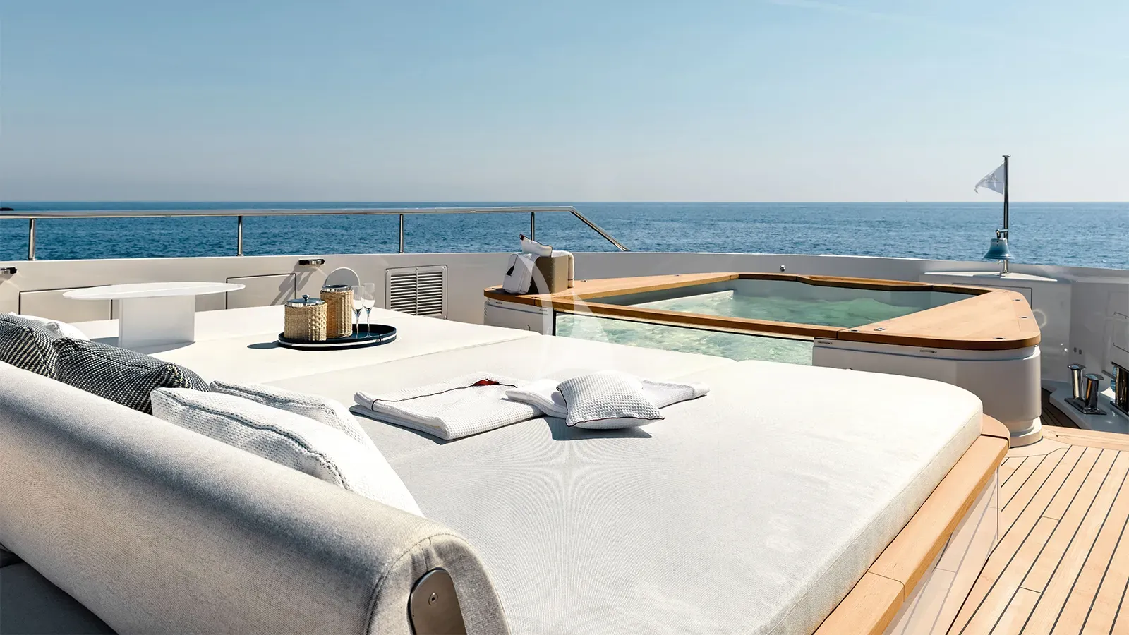 Charter Yacht KOJU - Benetti Motopanfilo 37m - 5 Cabins - Nassau - Exumas - Bahamas