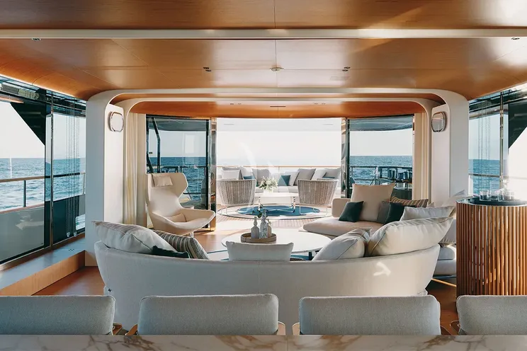 Charter Yacht KOJU - Benetti Motopanfilo 37m - 5 Cabins - Nassau - Exumas - Bahamas