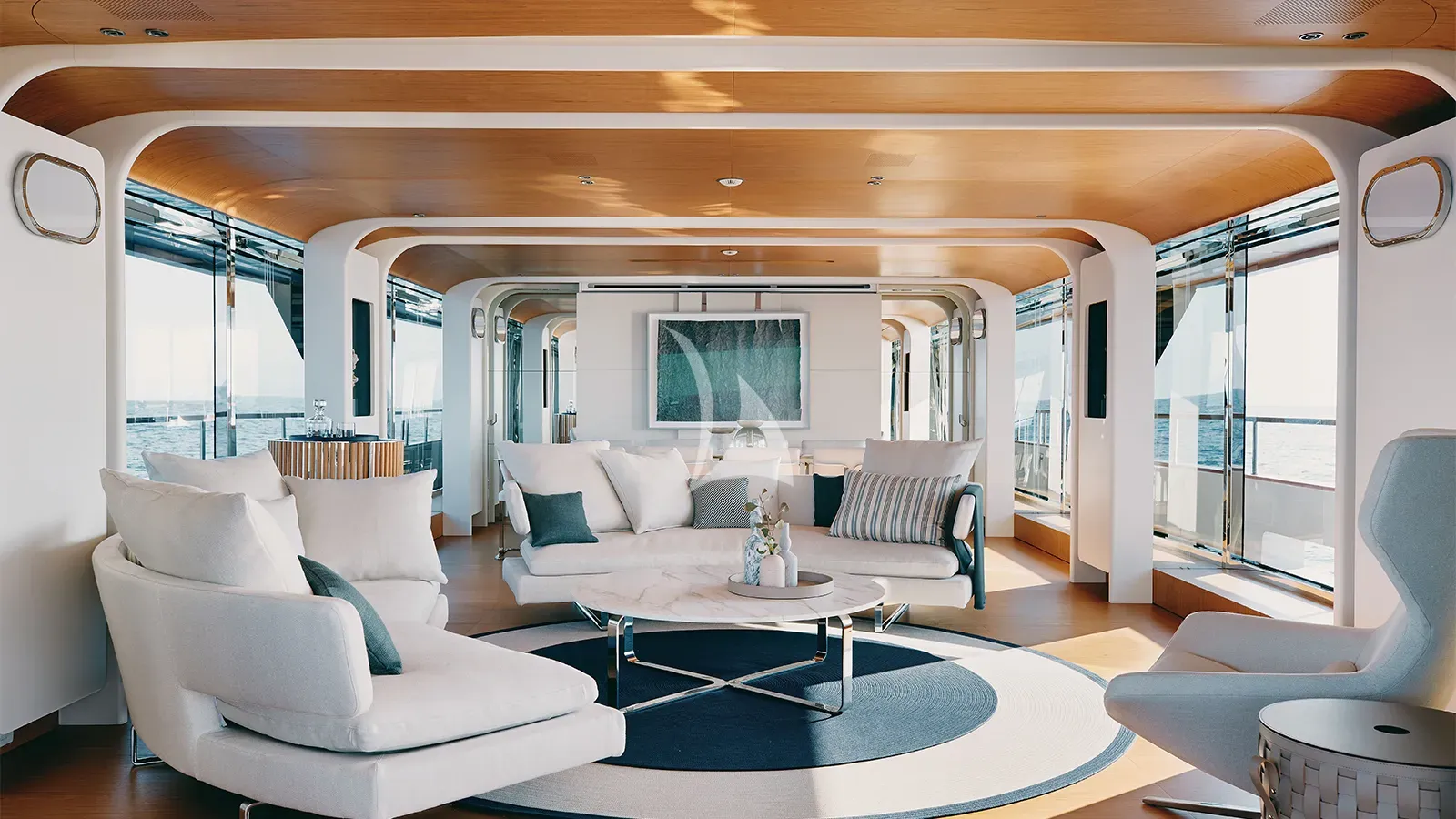 Charter Yacht KOJU - Benetti Motopanfilo 37m - 5 Cabins - Nassau - Exumas - Bahamas