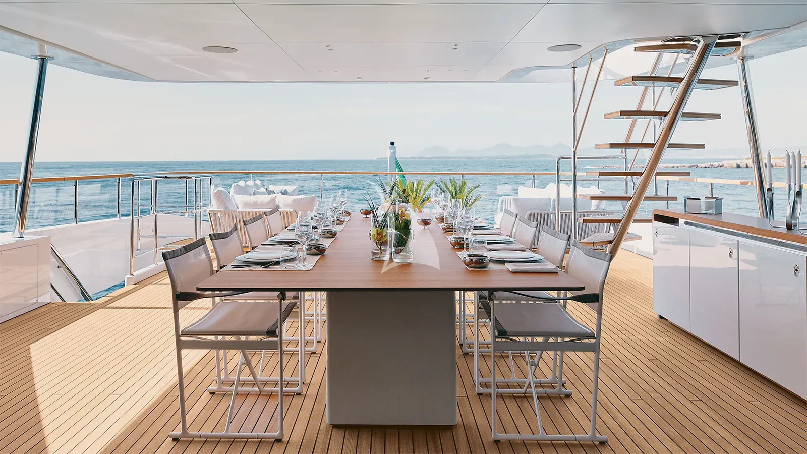 Charter Yacht KOJU - Benetti Motopanfilo 37m - 5 Cabins - Nassau - Exumas - Bahamas