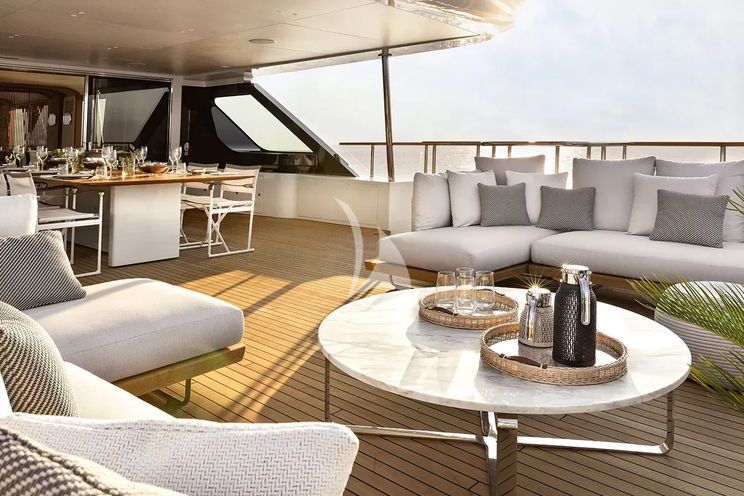 Charter Yacht KOJU - Benetti Motopanfilo 37m - 5 Cabins - Nassau - Exumas - Bahamas