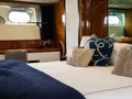 LIBERTE IV Falcon 100 - master cabin bed LIBERTE IV Falcon 100 - master cabin bed