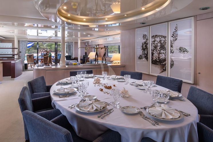 Charter Yacht MAGIX - Heesen 38m - 5 Cabins - Athens - Myknonos - Naxos - Kos