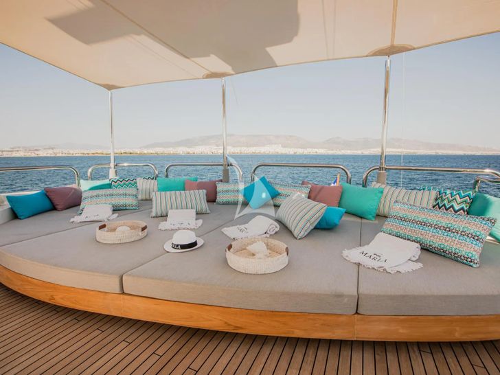 MARLA Amels 50m - sundeck sunbathing area MARLA Amels 50m - sundeck sunbathing area