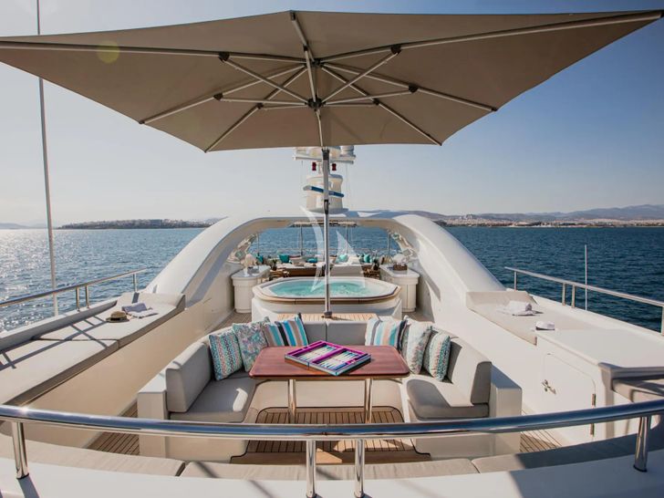 MARLA Amels 50m - sundeck MARLA Amels 50m - sundeck