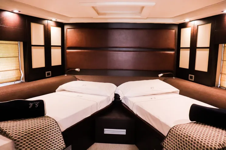 Charter Yacht MARYGRACE - Azimut 68S - 3 Cabins - Capri - Positano - Amalfi