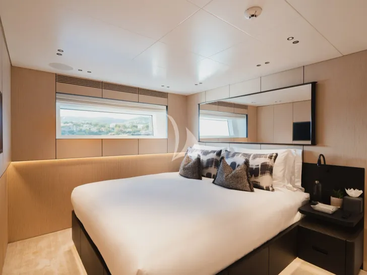HOW MUCH IS ENOUGH Benetti Oasis 40m - VIP cabin 2 HOW MUCH IS ENOUGH Benetti Oasis 40m - VIP cabin 2