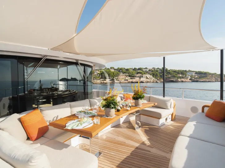 HOW MUCH IS ENOUGH Benetti Oasis 40m - foredeck dining set up HOW MUCH IS ENOUGH Benetti Oasis 40m - foredeck dining set up