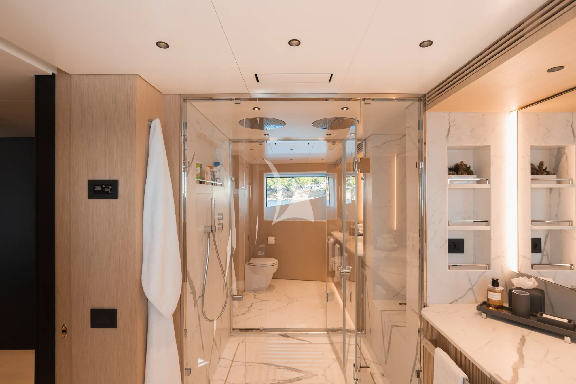 Charter Yacht HOW MUCH IS ENOUGH - Benetti Oasis 40m - 5 Cabins - Cannes - Nice - Antibes - St Tropez - Monaco - French Riviera