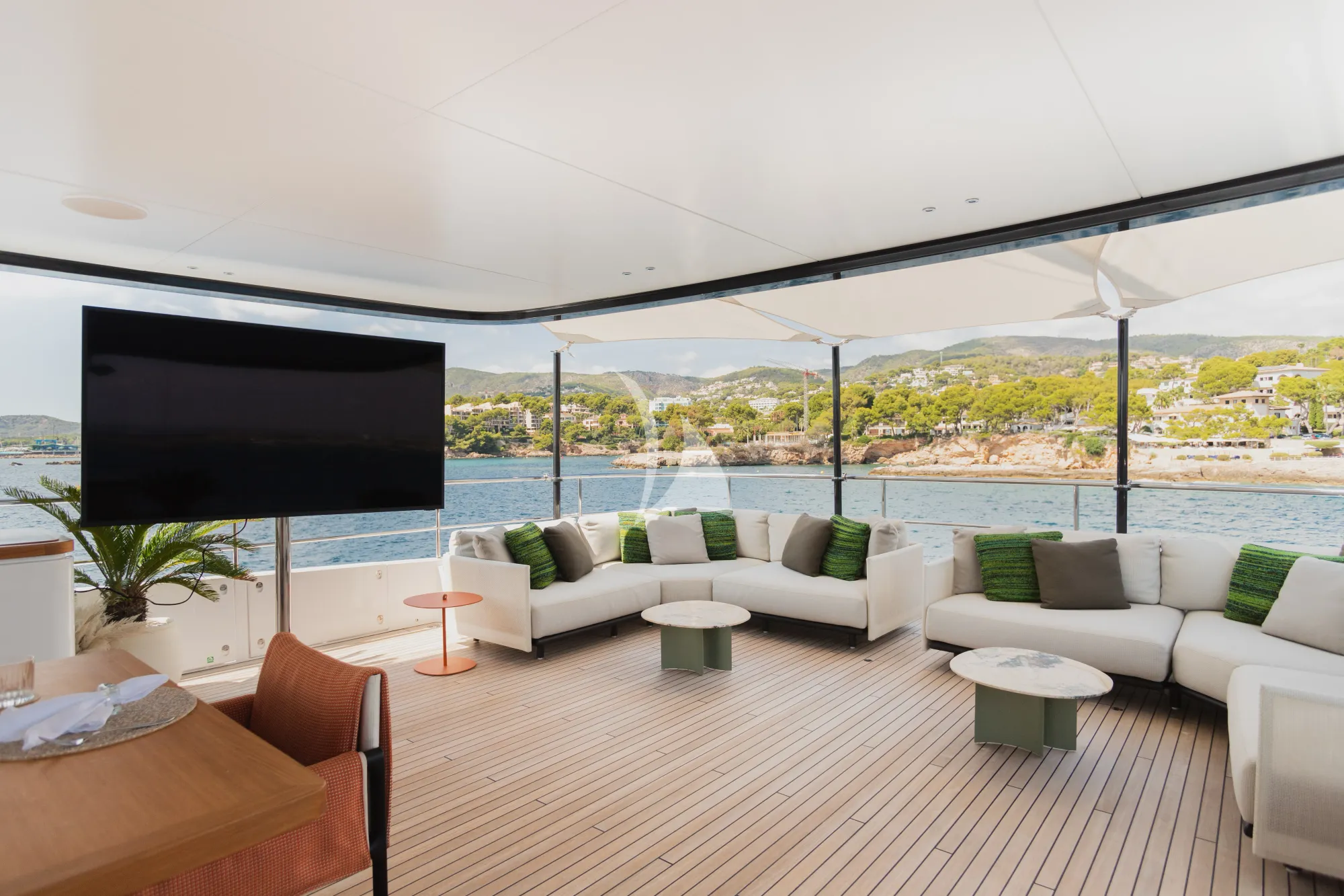 Charter Yacht HOW MUCH IS ENOUGH - Benetti Oasis 40m - 5 Cabins - Cannes - Nice - Antibes - St Tropez - Monaco - French Riviera