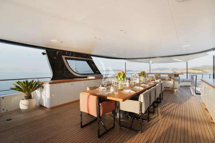 Charter Yacht HOW MUCH IS ENOUGH - Benetti Oasis 40m - 5 Cabins - Cannes - Nice - Antibes - St Tropez - Monaco - French Riviera