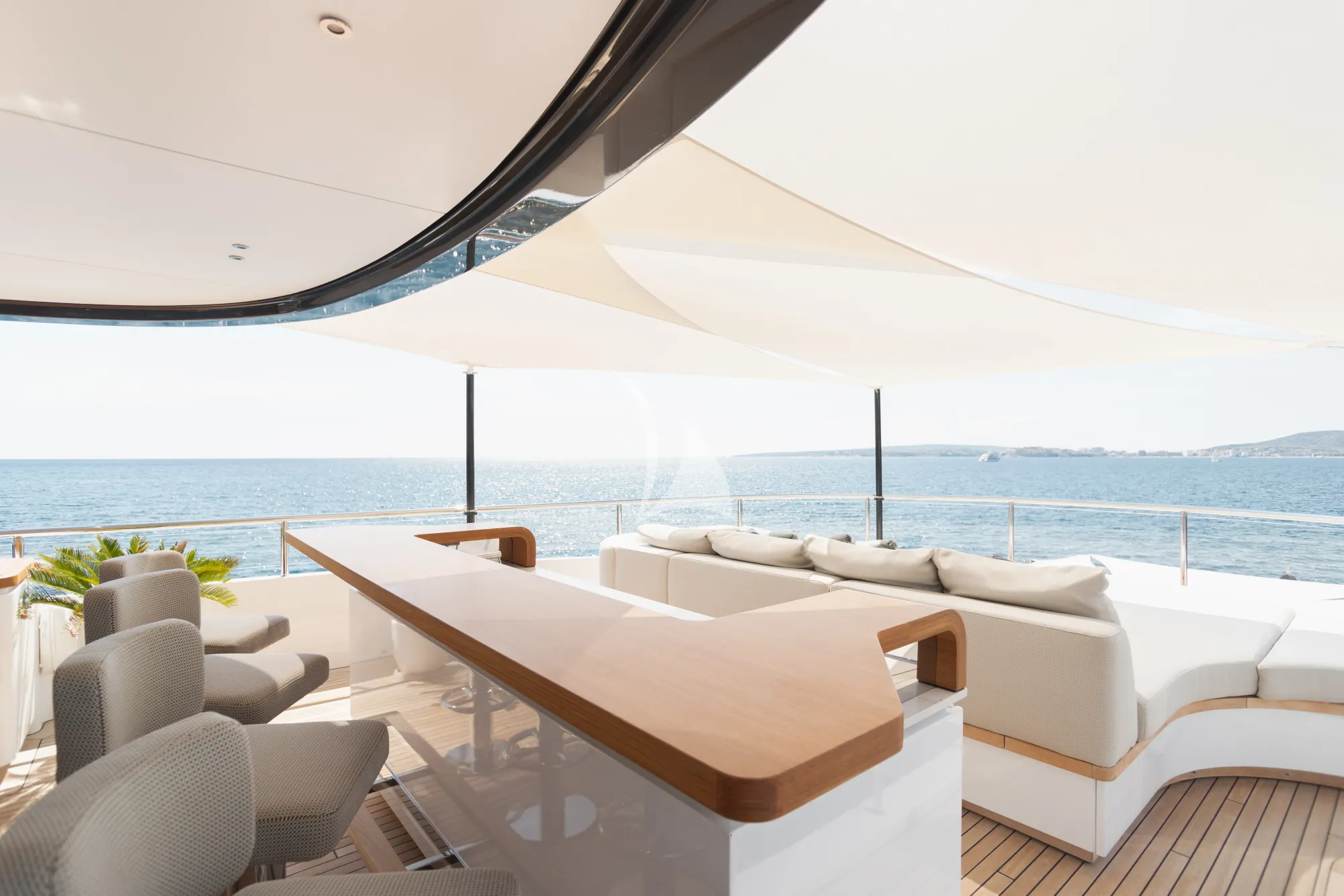 Charter Yacht HOW MUCH IS ENOUGH - Benetti Oasis 40m - 5 Cabins - Cannes - Nice - Antibes - St Tropez - Monaco - French Riviera