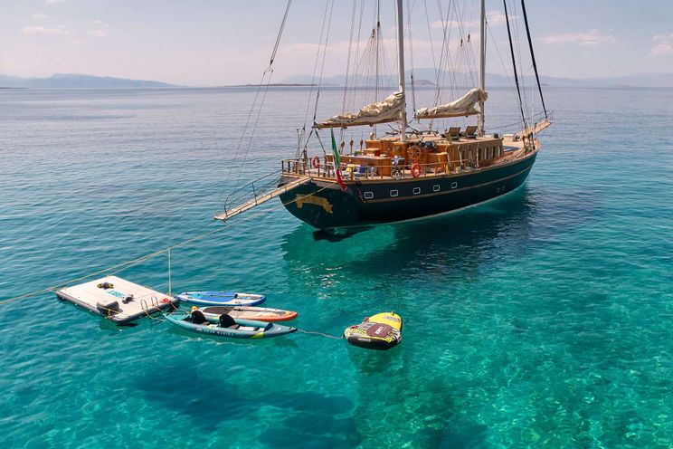 Charter Yacht MYRA - Gulet 90 - 6 Cabins - Athens - Paros - Mykonos