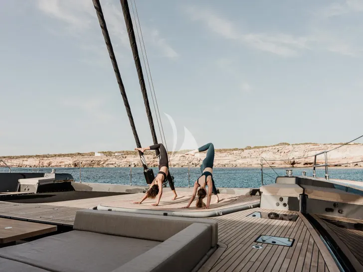 NALANI Sunreef 80 - yoga on the foredeck NALANI Sunreef 80 - yoga on the foredeck