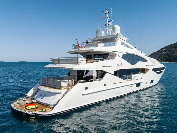 NO.9 Sunseeker 131 - anchored NO.9 Sunseeker 131 - anchored