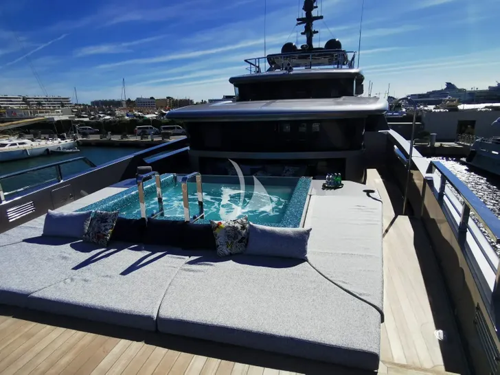PANDION PEARL Sanlorenzo Foredeck PANDION PEARL Sanlorenzo Foredeck