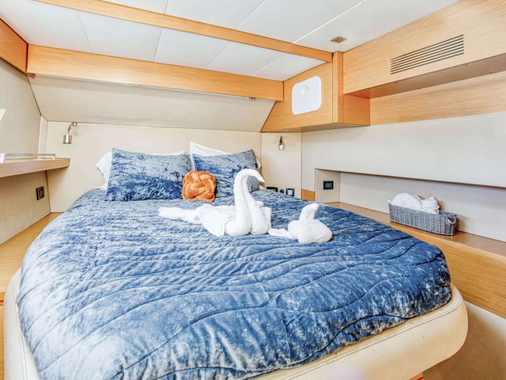 PERPETUAL BLUE Fountaine Pajot 59 - cabin 2 PERPETUAL BLUE Fountaine Pajot 59 - cabin 2