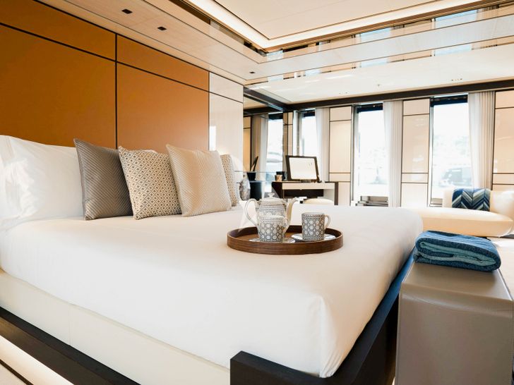 RELIANCE 55m Heesen Yacht Master 1 RELIANCE 55m Heesen Yacht Master 1