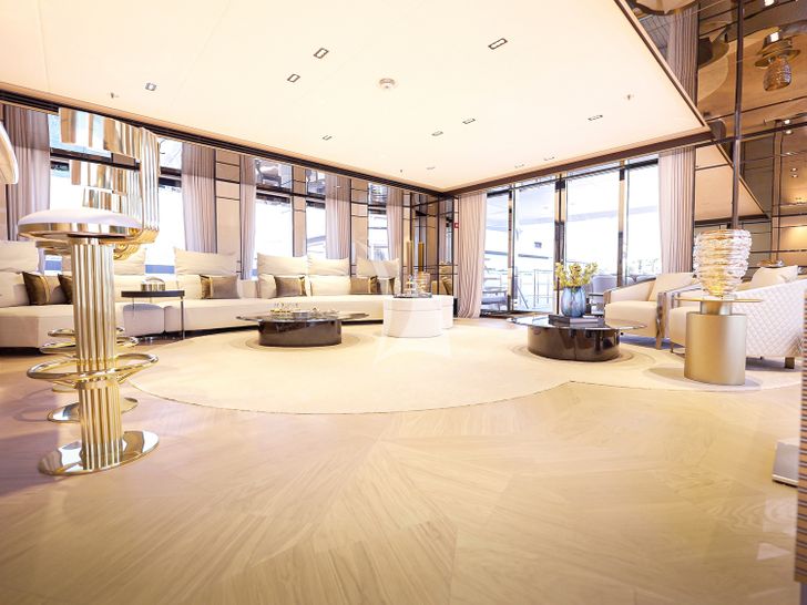 RELIANCE 55m Heesen Yacht Sky Lounge 1 RELIANCE 55m Heesen Yacht Sky Lounge 1